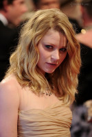 Emilie De Ravin photo #