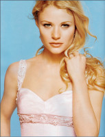 Emilie De Ravin photo #