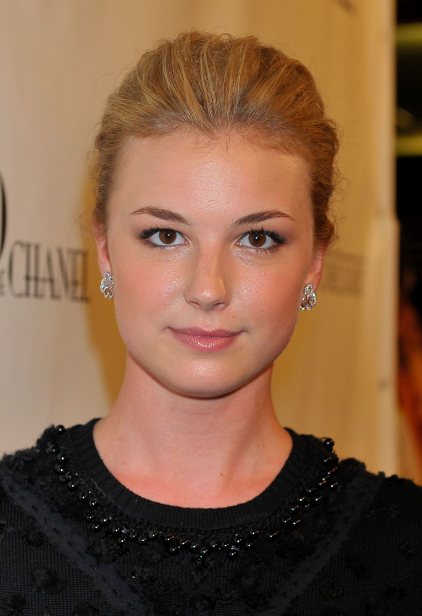 Emily van Camp: pic #1283104