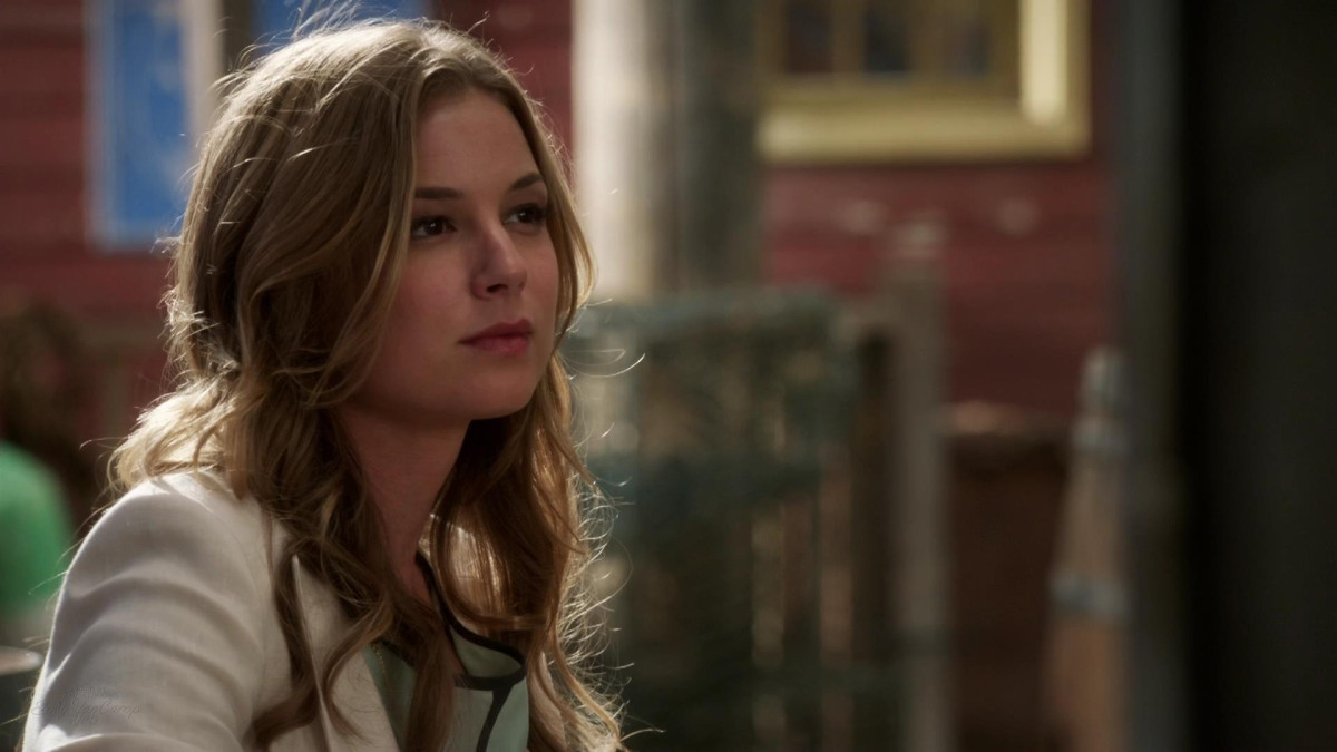 Emily van Camp: pic #1276921