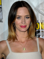 Emily Blunt photo #