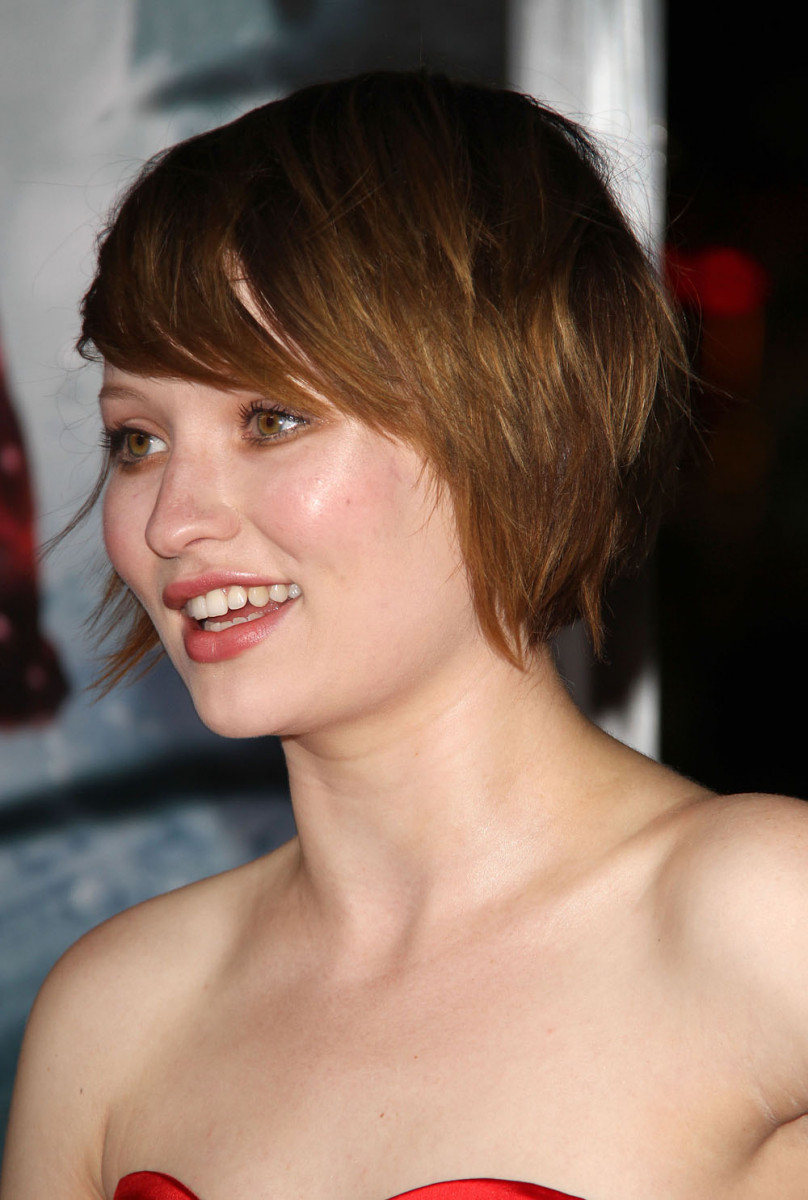 Emily Browning: pic #354705