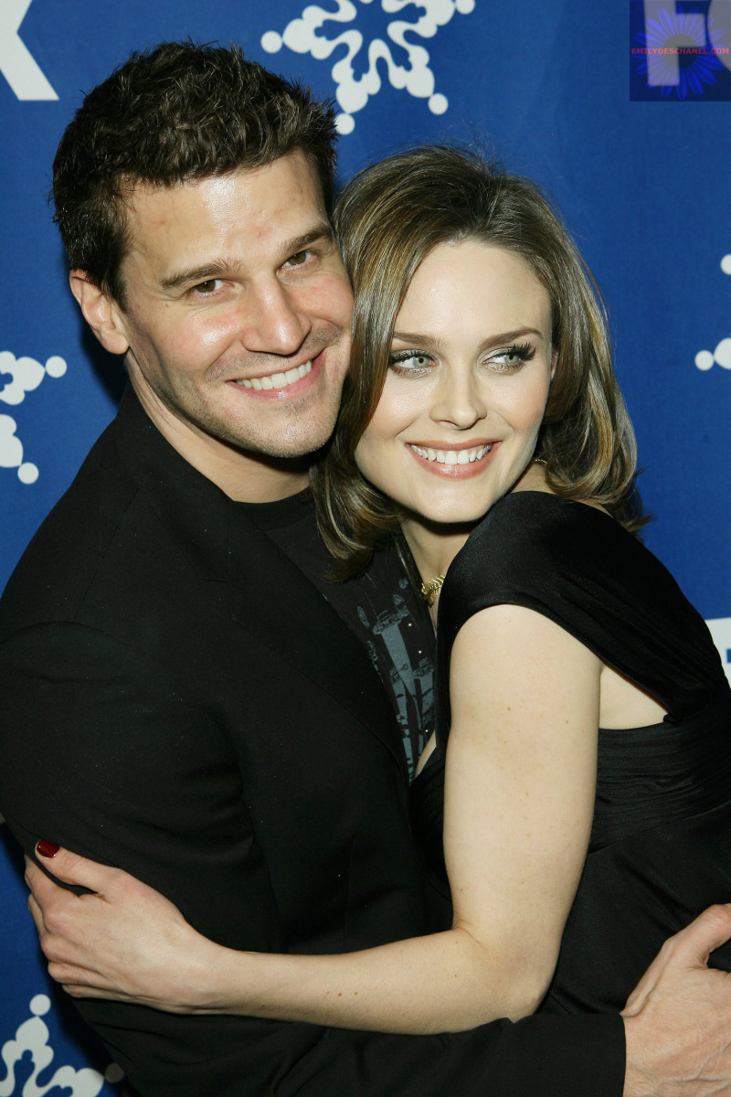 Emily Deschanel: pic #212238