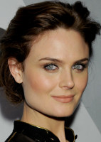 photo 8 in Emily Deschanel gallery [id206441] 2009-11-27