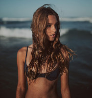 Emily Feld pic #1075822