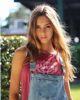 Emily Feld photo #