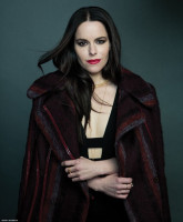 Emily Hampshire photo #