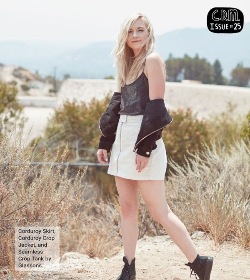 Emily Kinney: pic #1072407