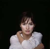 Emily Mortimer photo #