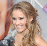 Emily Osment pic #576720