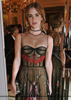photo 28 in Emma Watson gallery [id1279067] 2021-11-07
