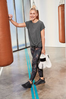 photo 22 in Emma Willis gallery [id1196587] 2019-12-27