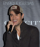 Enrique Iglesias photo #