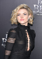 Erin Richards photo #