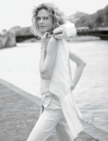 Eva Herzigova photo #