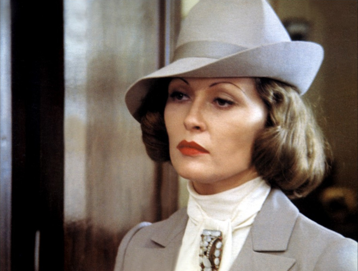 Faye Dunaway: pic #235124