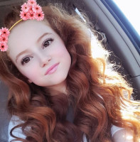 Francesca Capaldi photo #