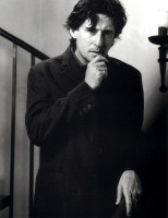 Gabriel Byrne photo #