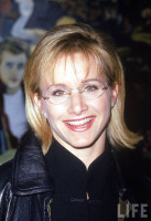 Gabrielle Carteris photo #