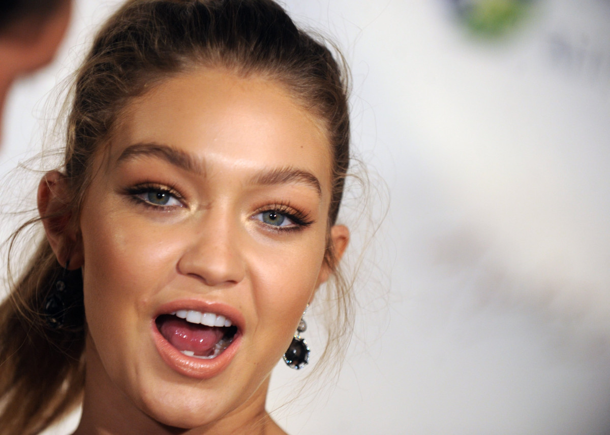 Gigi Hadid photo 394 of 3849 pics, wallpaper - photo ...
