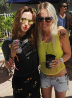 Gillian Zinser photo #