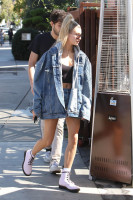 Hailey Baldwin photo #