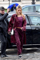 Hailey Baldwin photo #