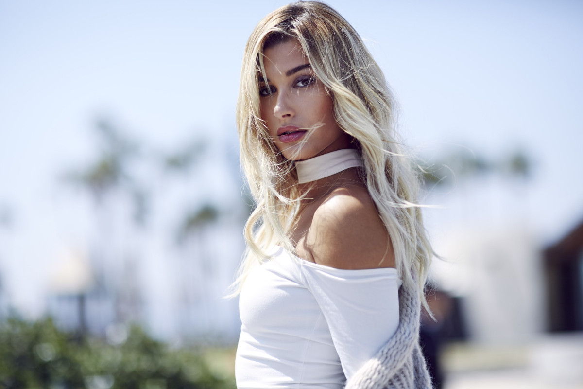 Hailey Baldwin photo 215 of 1844 pics, wallpaper - photo #879820 ...