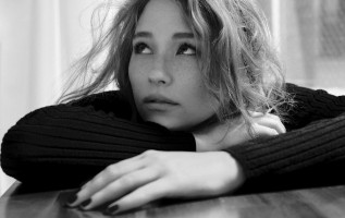 Haley Bennett photo #