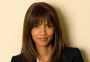 photo 17 in Halle Berry gallery [id126887] 2009-01-12