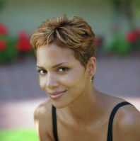 photo 13 in Halle Berry gallery [id126917] 2009-01-12