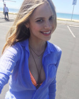 Halston Sage photo #