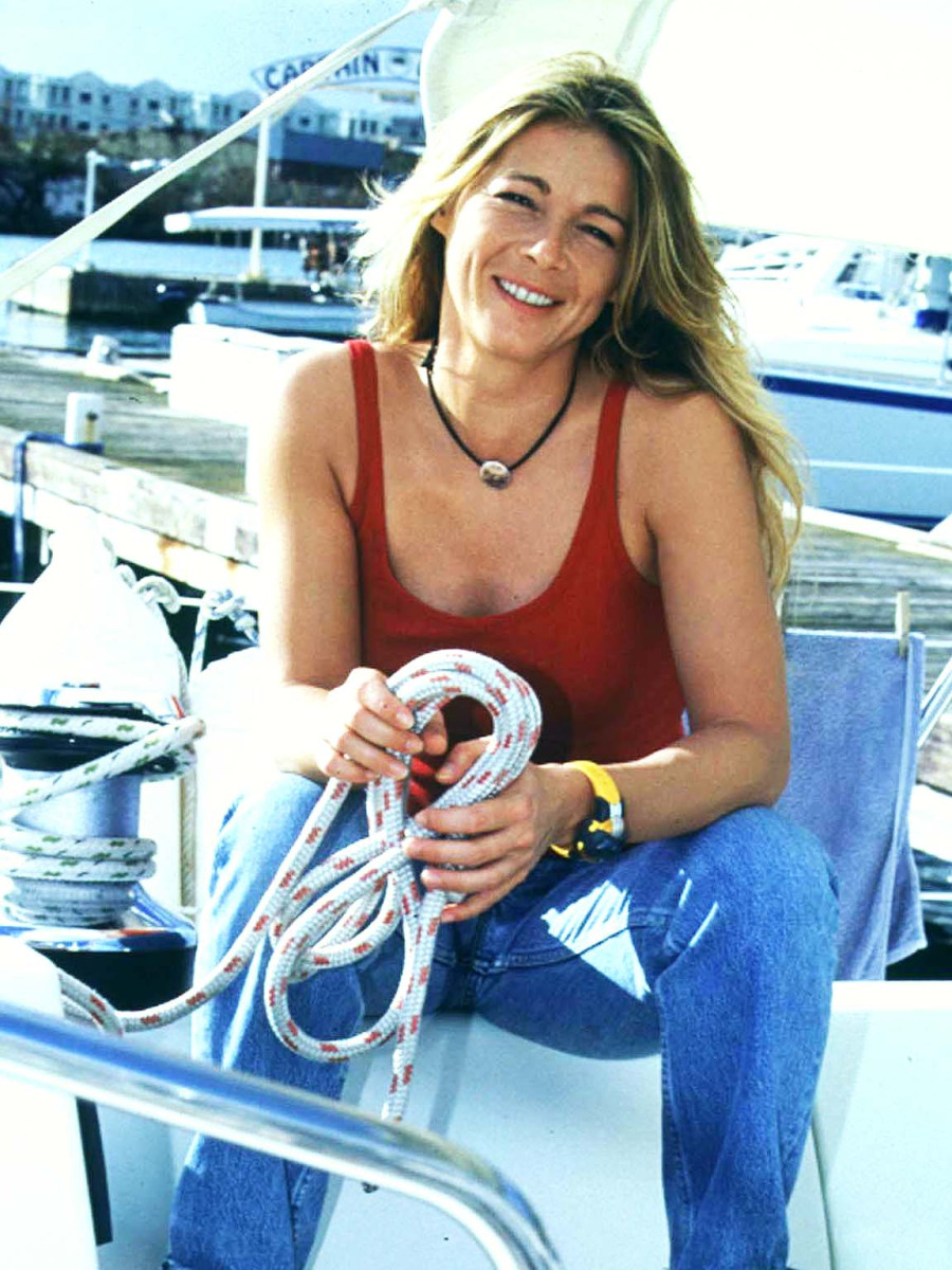 Helene Rolles photo 72 of 97 pics, wallpaper photo 1085007 ThePlace2