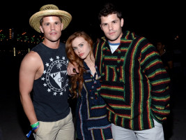 photo 10 in Holland Roden gallery [id769035] 2015-04-21