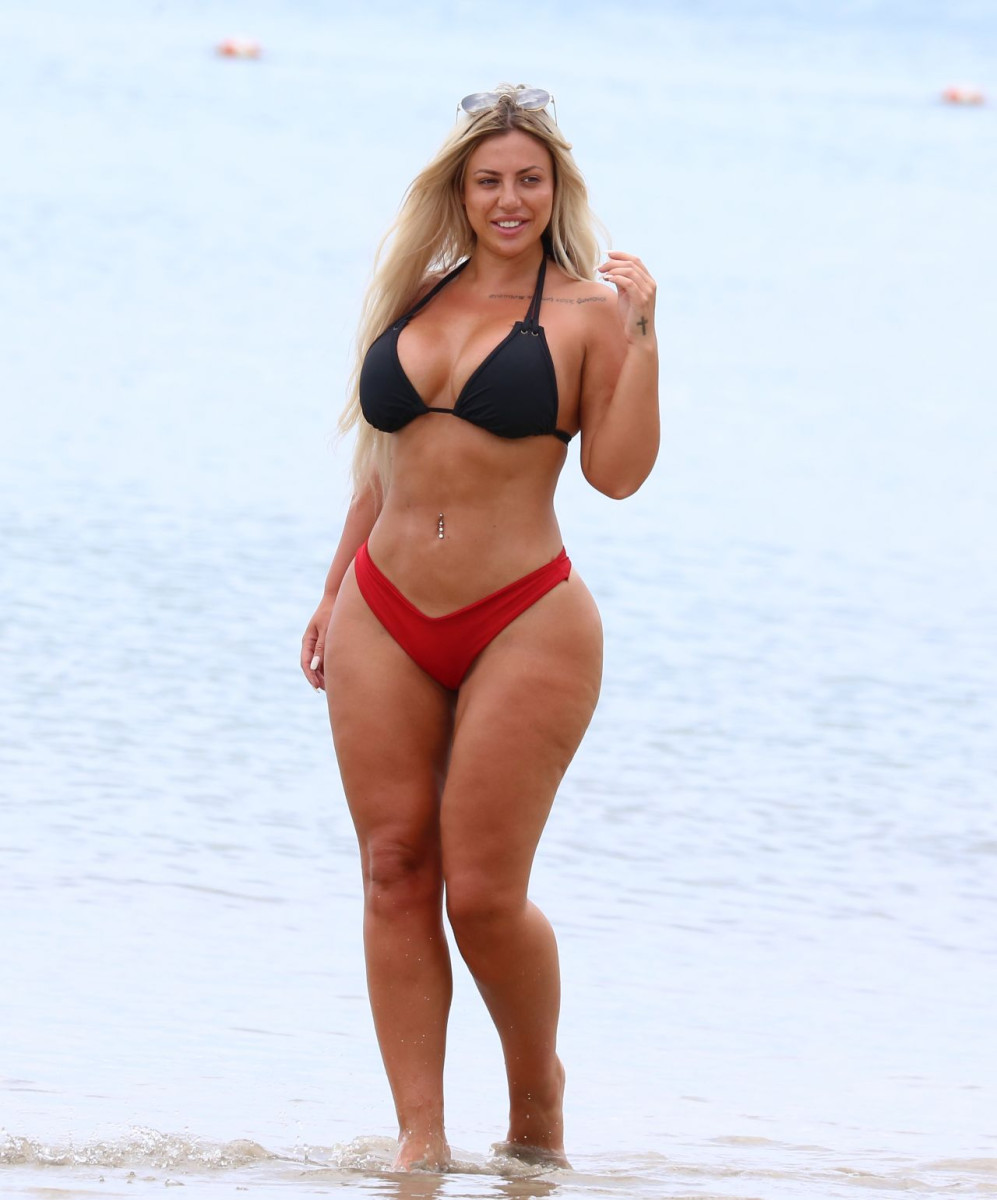 Holly Hagan: pic #1038810