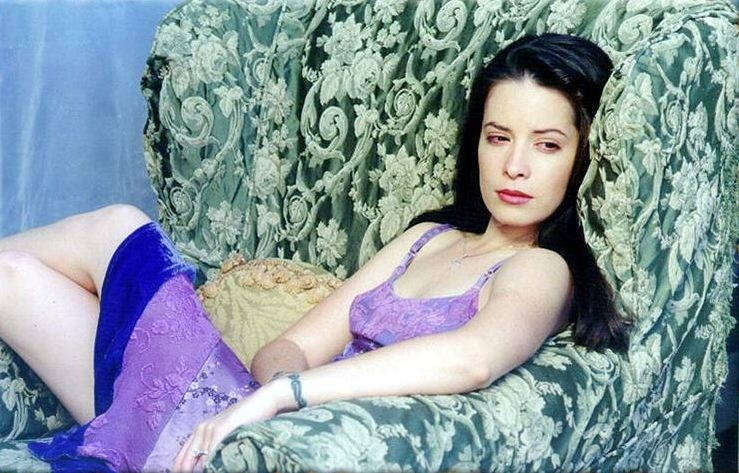 Holly Marie Combs: pic #30084