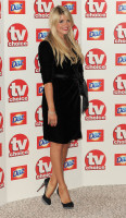 Holly Willoughby photo #