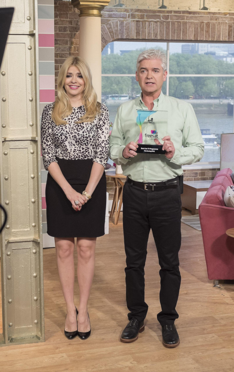 Holly Willoughby: pic #971213
