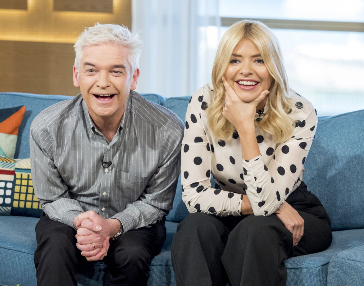 Holly Willoughby: pic #1002228