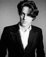 Hugh Grant photo #