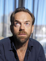 File:Oranges Sunshine Premiere Hugo Weaving (5750756644).jpg - Wikimedia  Commons