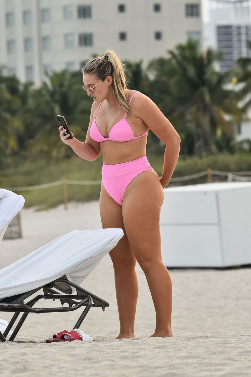 Iskra Lawrence: pic #1091652
