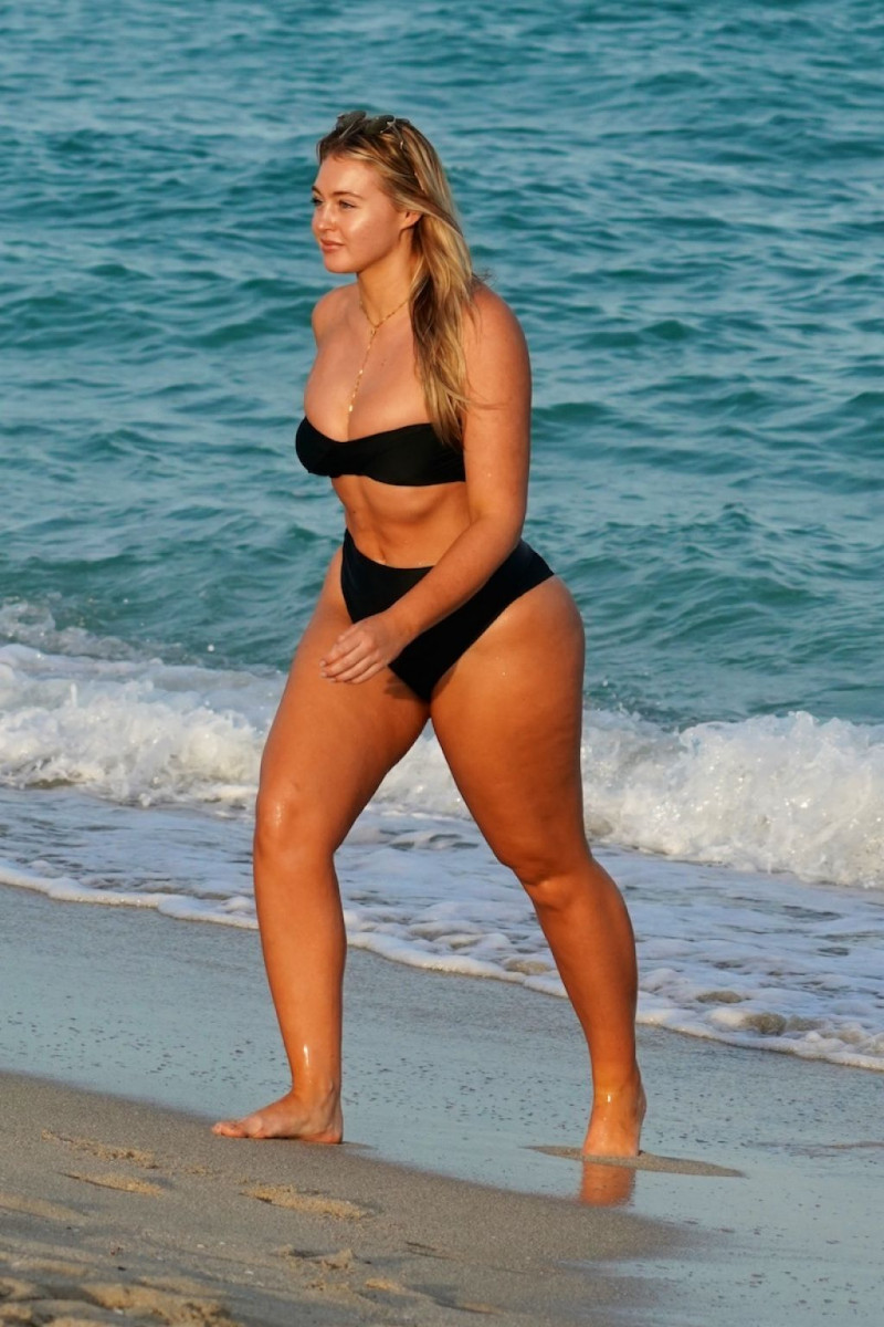Iskra Lawrence: pic #1091530