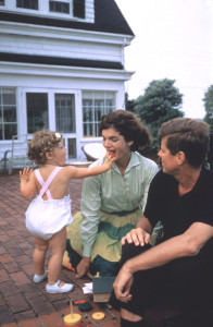 photo 4 in Jackie Kennedy gallery [id101498] 2008-07-01