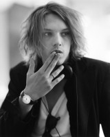 Jamie Campbell-Bower photo #