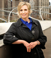 Jane Lynch photo #