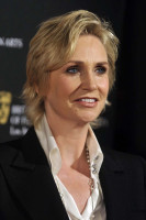 Jane Lynch photo #