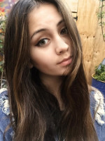 Jasmine Thompson photo #