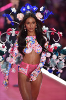 Jasmine Tookes photo #