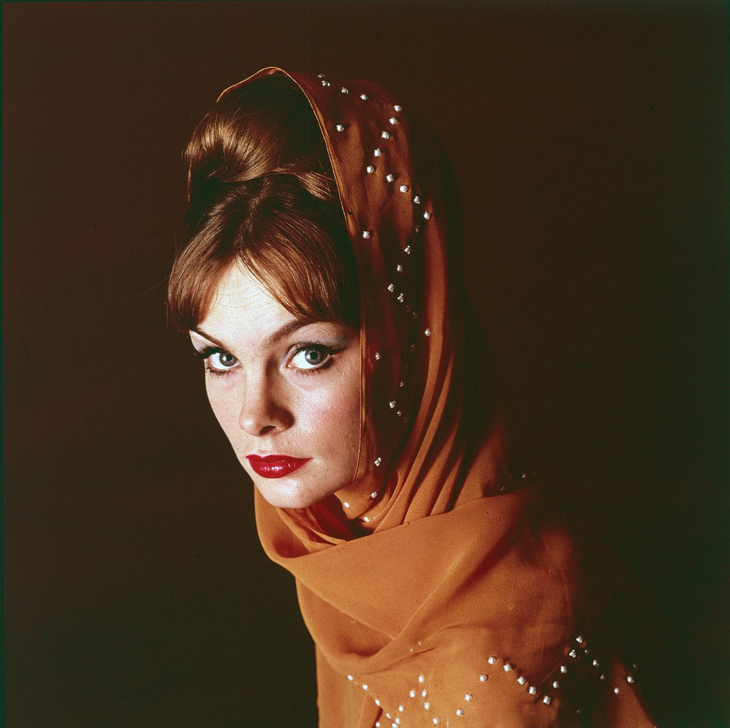 Jean Shrimpton photo 14 of 89 pics, wallpaper photo 331776 ThePlace2